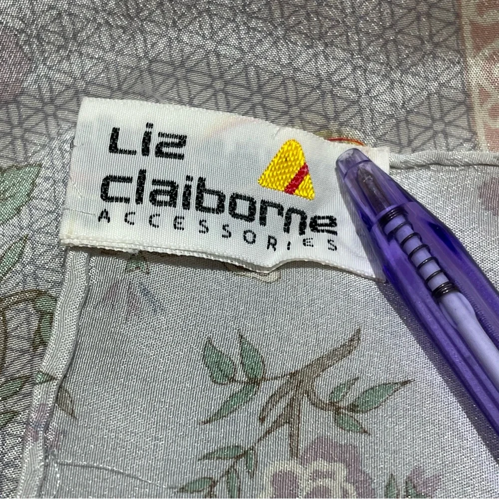 Vintage Liz Claiborne 100% Silk 30x30 Square Scarf Grey Pink Pretty Ditsy Floral